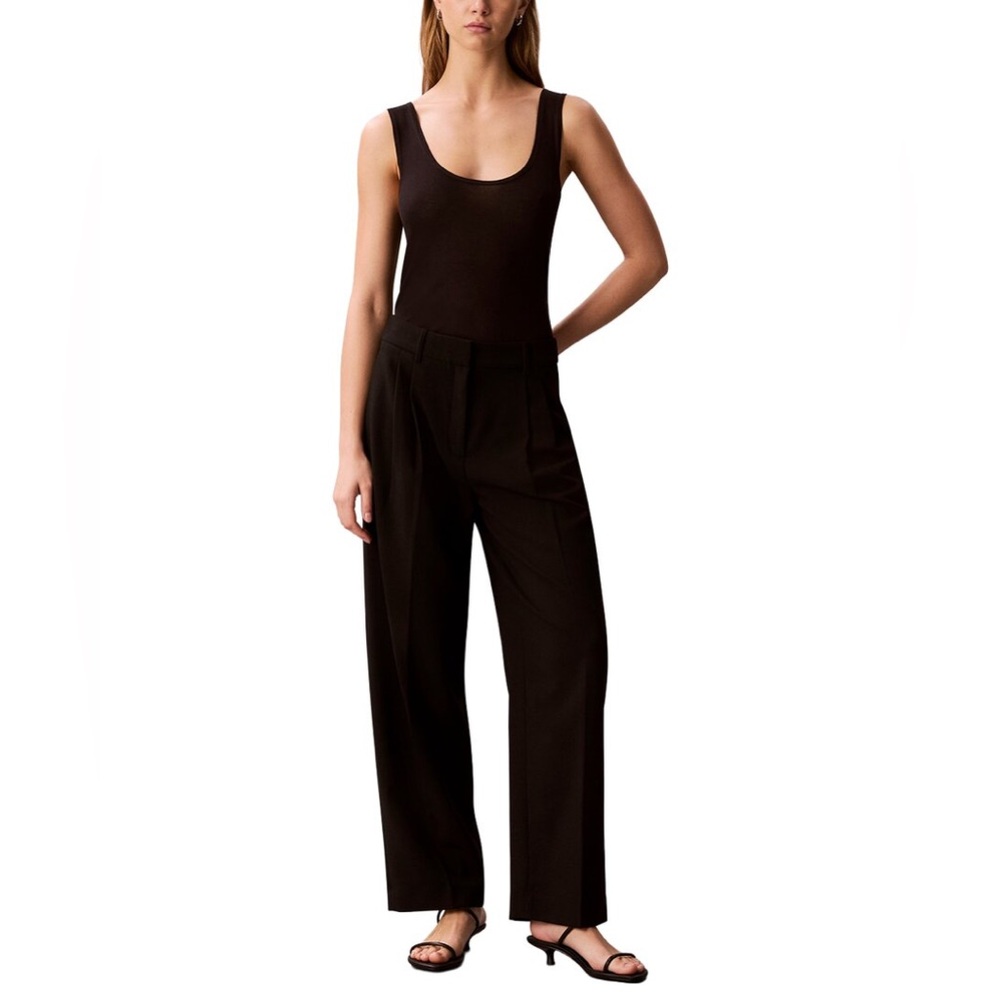 NWT Calvin Klein Smooth Stretch Pleated Wide Leg Pant